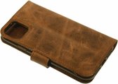 Made-NL vijf pasjes (iPhone 12 Pro) book case Vintage Bruin Kras Leer schijfmagneet