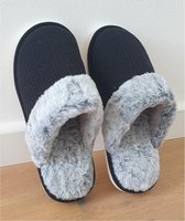 Pantoffels - Sloffen - Maat 41/42 (260cm) - Zwart