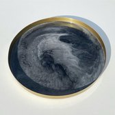 Epoxy dienblad grijstinten - Handgemaakt - Uniek - Resin art - Diameter 30 cm - Goud