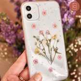 Casies Apple iPhone SE 2020 / 8 / 7 Gedroogde Bloemen Hoesje - Dried Flower Case - Soft Case TPU droogbloemen - transparant