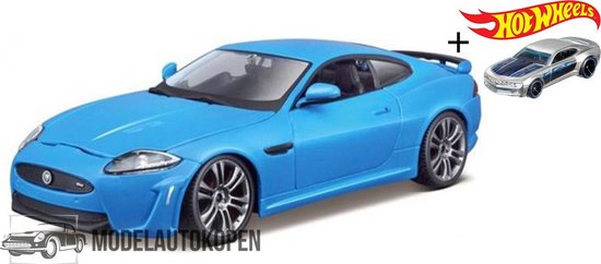 Gang Amuseren hoofdstad Jaguar XKR-S (Blauw) (22 cm) 1/24 Bburago + Hot Wheels Miniatuurauto + 3  Unieke Auto... | bol.com