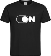 Zwart T-Shirt met “ On Button “ print Wit  Size XXXL