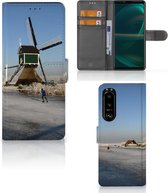 Smartphone Hoesje Sony Xperia 5III Boekhoesje Tekst Schaatsers