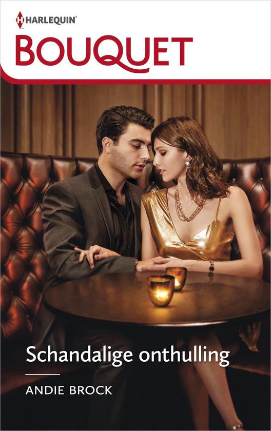 Een man en vrouw zitten dicht bij elkaar aan een ronde tafel. De vrouw draagt een gouden jurk, de man een grijs pak. Titel: Schandalige onthulling.