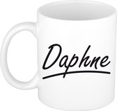 Daphne naam cadeau mok / beker sierlijke letters - Cadeau collega/ moederdag/ verjaardag of persoonlijke voornaam mok werknemers