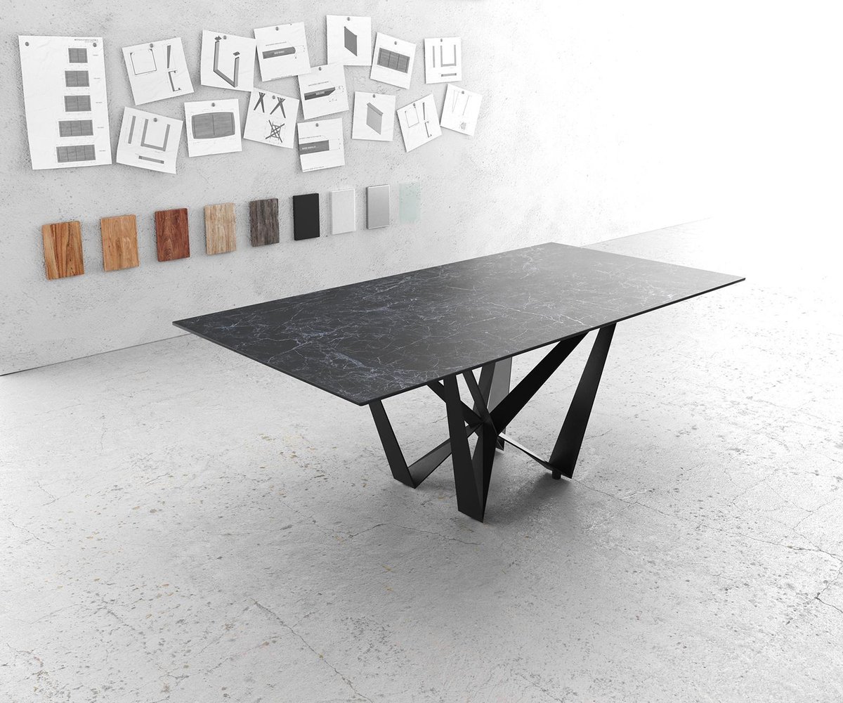 Eettafel Edge Laminam® keramiek grijs 200x100cm middenvoet vlak staal zwart