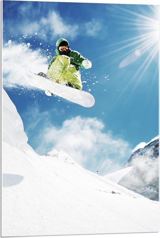 Acrylglas - Snowboarder vliegend over Witte Berg - 60x90cm Foto op Acrylglas (Met Ophangsysteem)