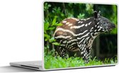 Laptop sticker - 14 inch - Jonge tapir in de jungle - 32x5x23x5cm - Laptopstickers - Laptop skin - Cover