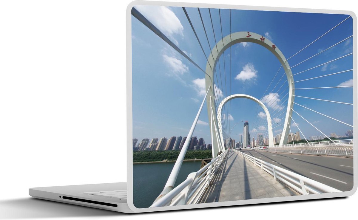 Afbeelding van product SleevesAndCases  Laptop sticker - 14 inch - De Shenyang Sanhao Brug in Shenyang met een blauwe lucht in China