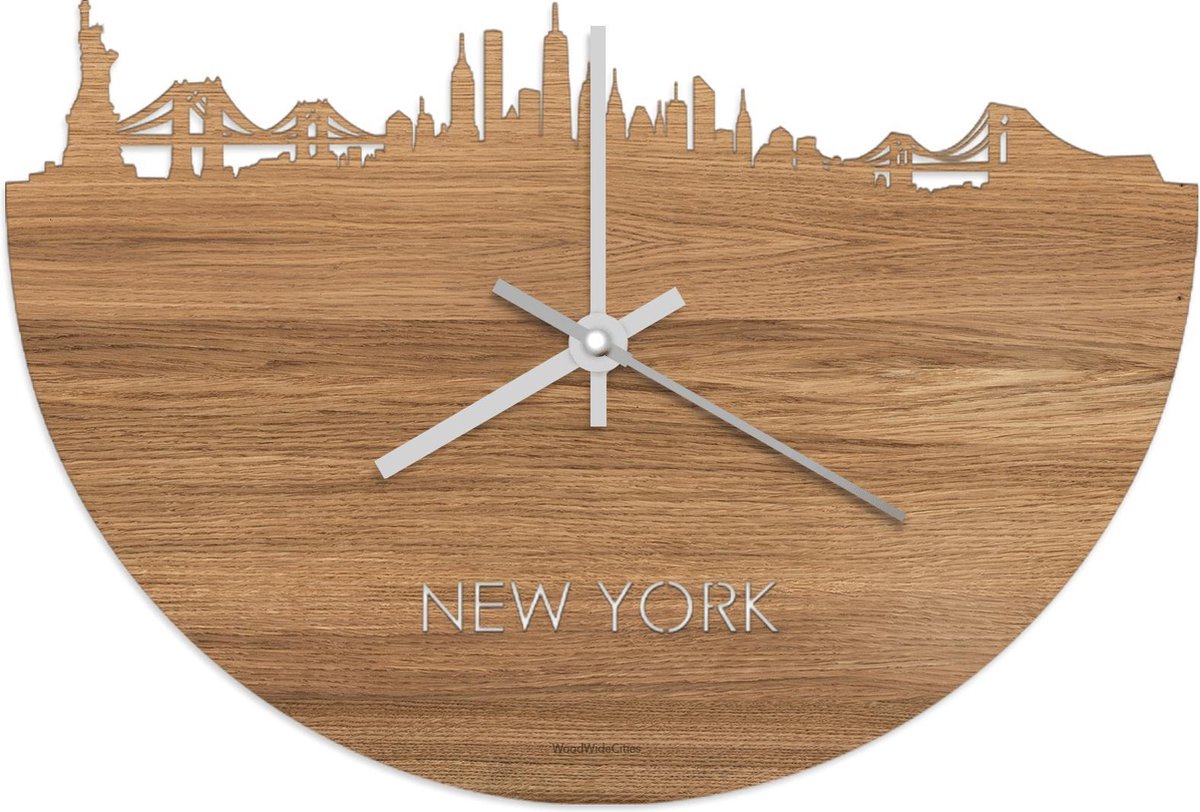 Skyline Klok New York Eikenhout - Ø 40 cm - Stil uurwerk - Wanddecoratie - Meer steden beschikbaar - Woonkamer idee - Woondecoratie - City Art - Steden kunst - Cadeau voor hem - Cadeau voor haar - Jubileum - Trouwerij - Housewarming - WoodWideCities