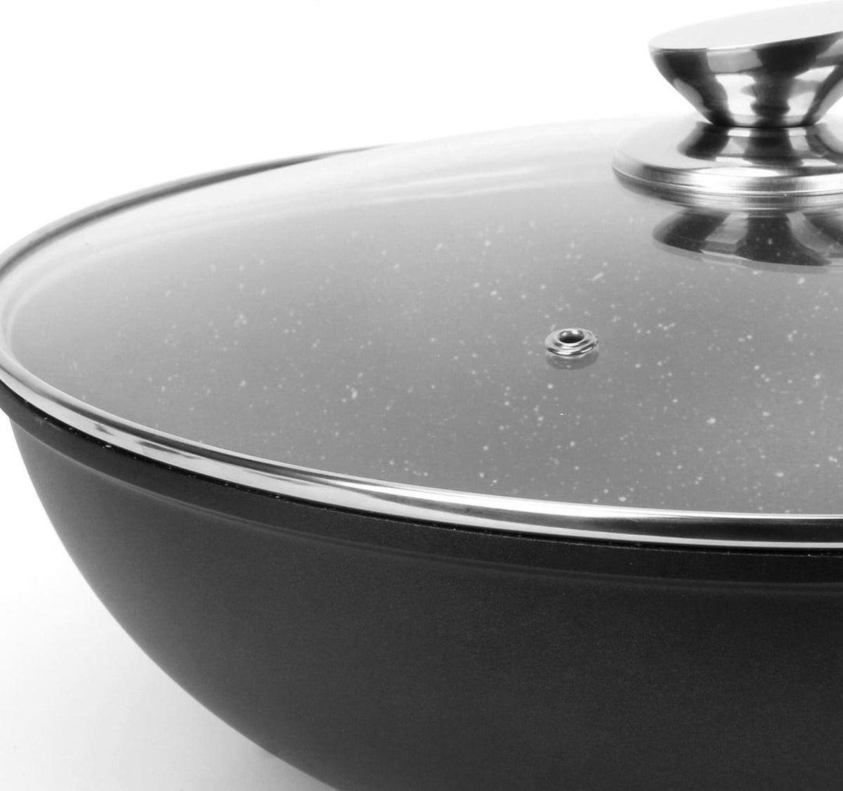 Leipzig Wok en fonte d'aluminium avec couvercle en verre et accessoires, 36 cm, noir Leipzig Wok en fonte d'aluminium avec couvercle en verre et accessoires, 36 cm, noir