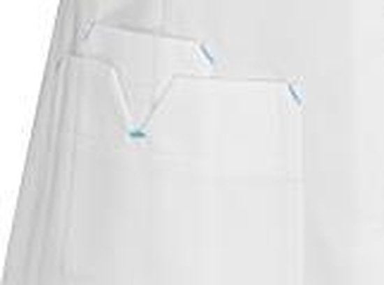 Witte Berkel zorgjas met opgestikte zakken en blauwe stiksels.