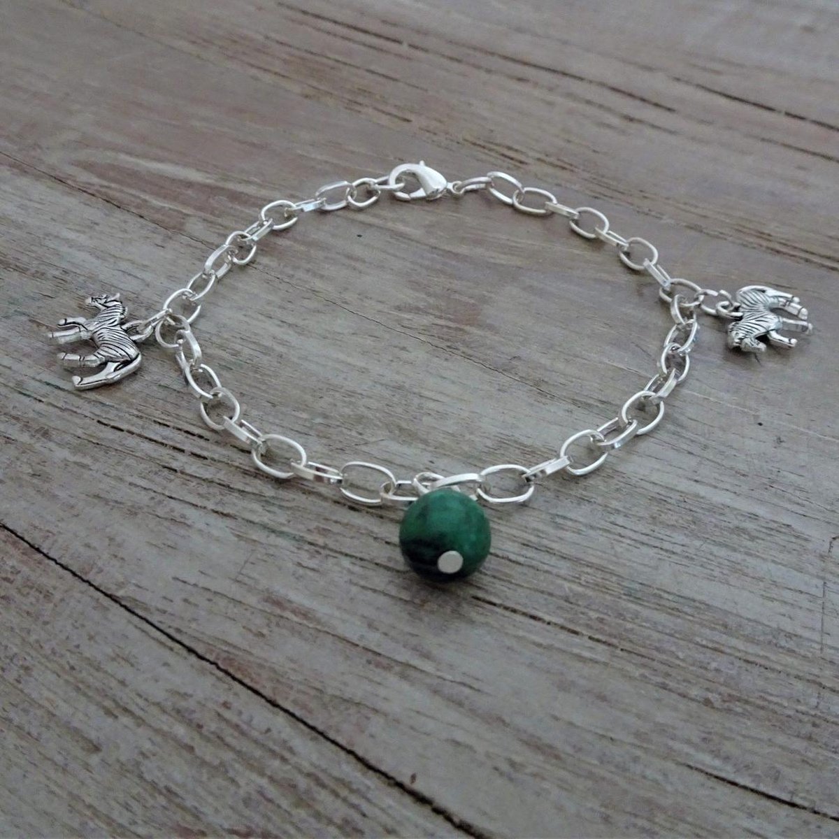 GoedeDoelen.Shop | Armband Bella | Bedelarmband | Ezel Armband | Verzilverde Armband | Polsmaat tot 20 cm | Wellness-House