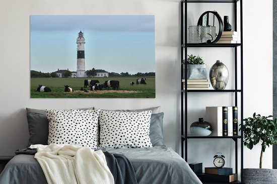 Vaches devant le phare 140x90 cm - Tirage photo sur toile (Décoration murale salon / chambre) / Peintures sur toile Animaux de la ferme