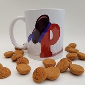 Mok of beker met de letter P - koffiemok, theebeker, persoonlijk cadeautje, sinterklaas, sint, piet, pietenmuts, sinterklaasfeest, pepernotenzakje