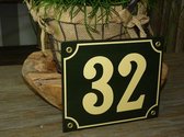 Emaille huisnummer 18x15 groen/creme nr. 32