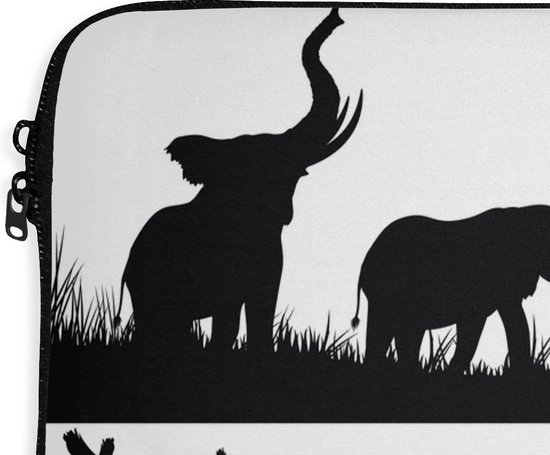 Housse ordinateur 17 pouces 41x32 cm - Illustration Afrique - Housse Macbook & Laptop Une illustration d'un ensemble d'animaux sauvages africains - Housse ordinateur portable avec photo