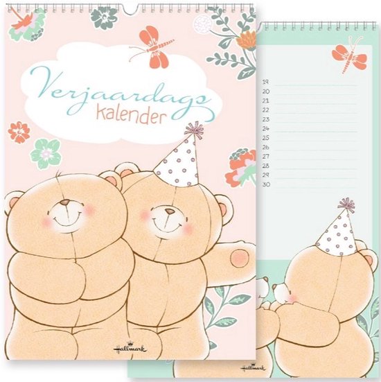 Verjaardagskalender met twee bruine teddyberen met feesthoeden, vlinders en bloemen op een roze achtergrond.
