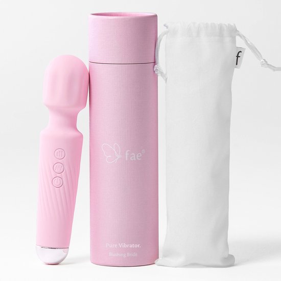 Vibrateur rose, cylindre de rangement rose avec logo 'fae', et une pochette en tissu blanc.