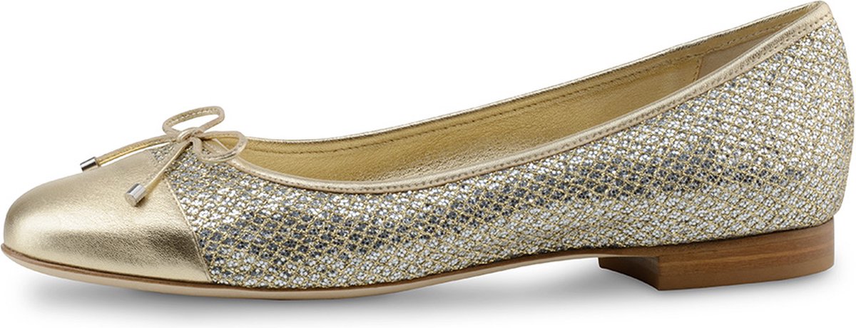 Goudkleurige dames Ballerina's met strik - Werner Kern Sole - Chique dames ballerina’s - Luxe ballerina’s - Ballerinas met exclusieve uitstraling - Hakje van 1,5 cm - Flexibele leren buitenzool - Werner Kern Ballerinas - Goudkleurig - 40