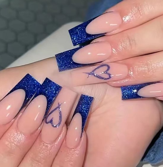 Faux Ongles Bleu Foncé A23 – 24 Pièces Avec Colle, Prêts à Poser