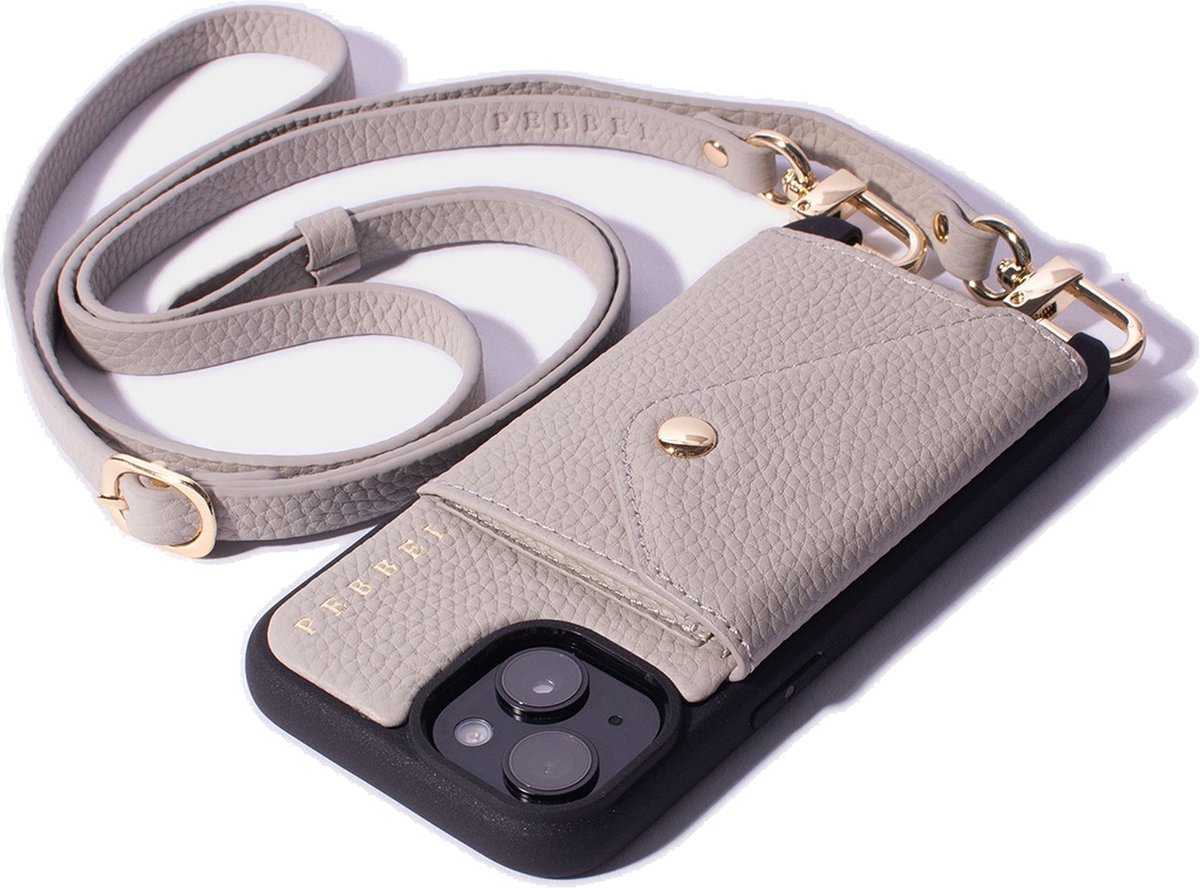 Pebbel Crossbody Hoesje Greige - Geschikt voor iPhone 14 Plus - Luxe Hoesje met Koord - Echt Italiaans Leer - Pasvakje
