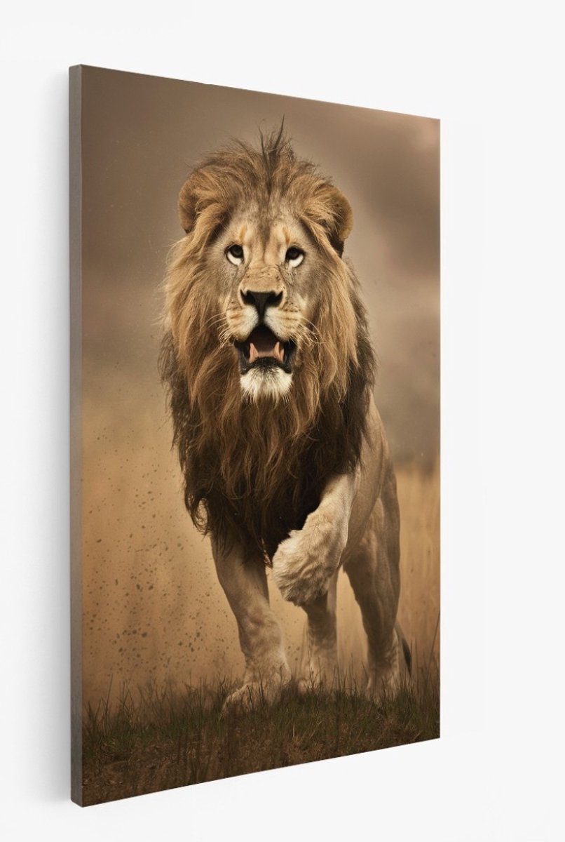 Saammp Canvas Schilderij - Brullende Leeuw in serengeti - Afrika - Dieren - 40x50 - Foto op canvas - Wanddecoratie - Muurdecoratie Woonkamer - Slaapkamer decoratie - Canvas Print Multicolor