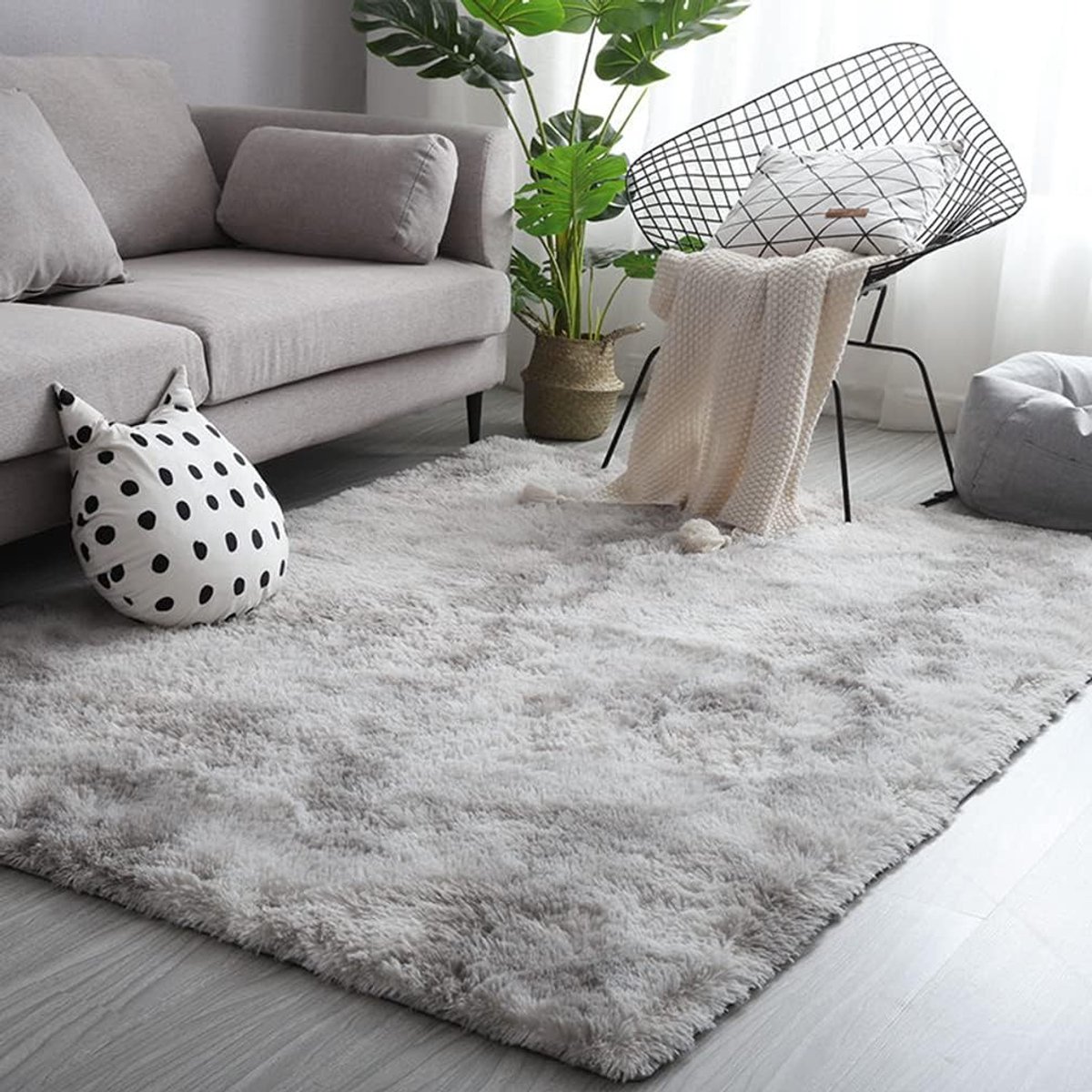 Famanu - Hoogpolig Vloerkleed 160 x 230 cm Grijs Wit Modern Pluizig Zacht Tapijt Woonkamer Kinderkamer Decoratie Slaapkamer Hal Loper Buitentapijt Hoogpolig Imitatiebont Shaggy Effen Bedtapijt