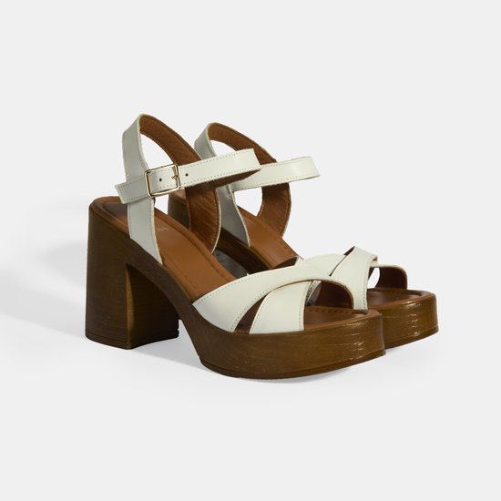 DESA Sandalen Leer Wit Vrouwen Schoenpunt: Nez ouvert Maat: 39 EU