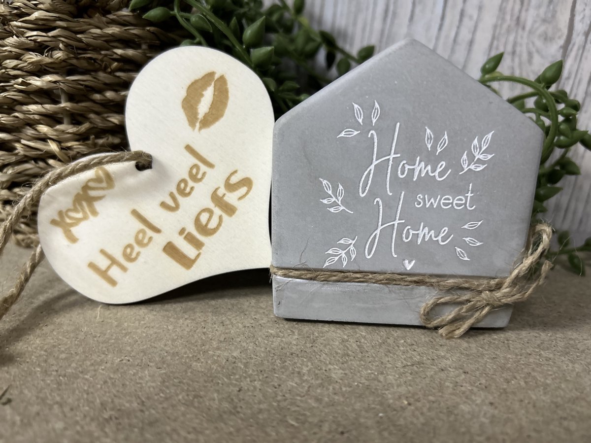 Creaties van Hier – Cement house Home Sweet Home met houten hartje - 8 cm – Cement