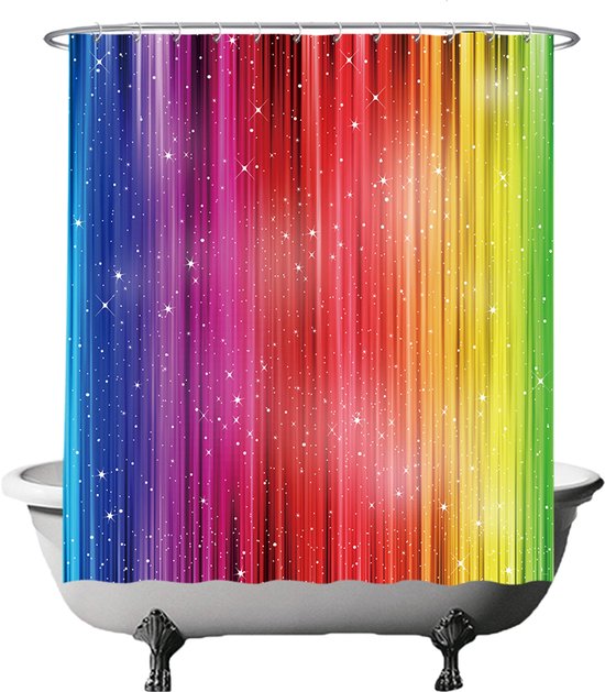 Rideau de douche à rayures verticales multicolores arc-en-ciel, avec des étoiles scintillantes, dans une baignoire.