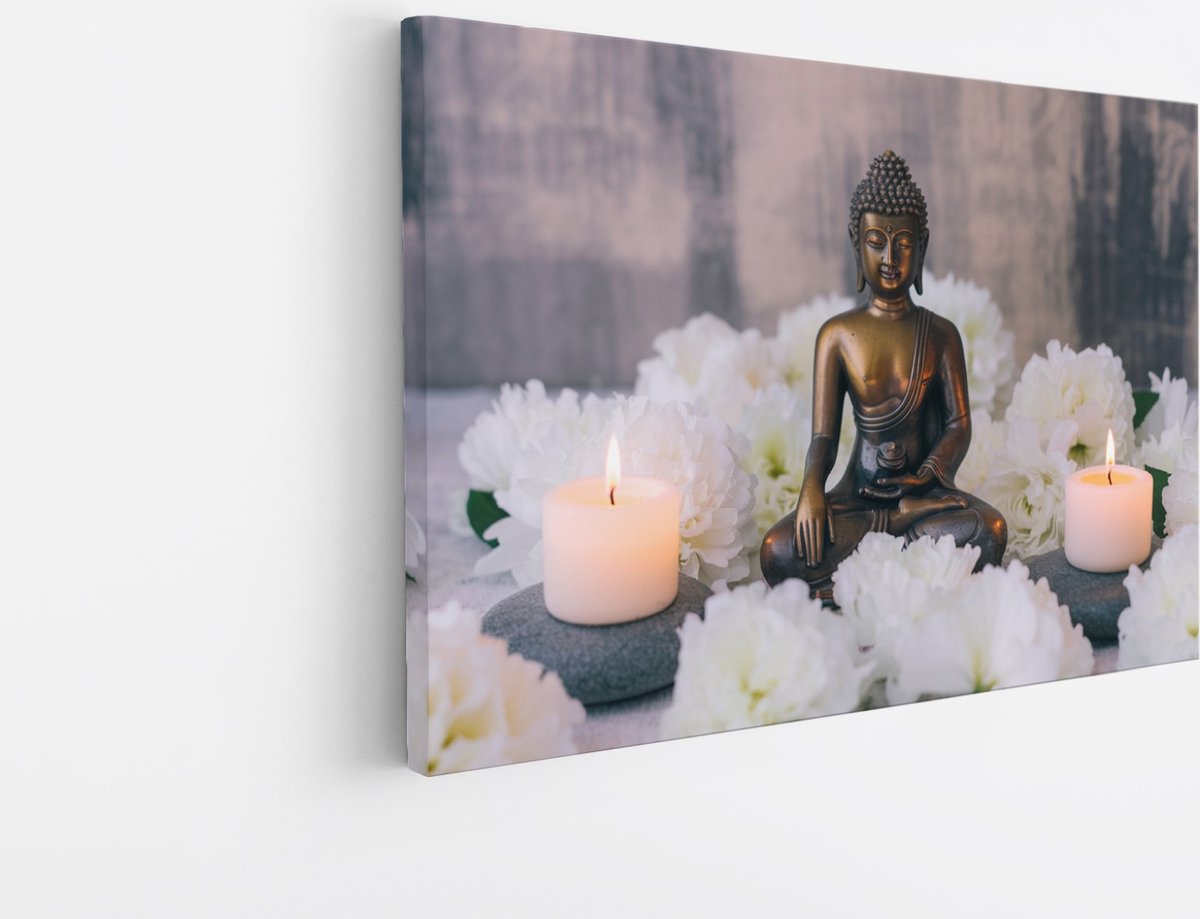 Saammp Canvas Schilderij - Boeddha bij kaarsjes - 120x80 - Foto op canvas - Wanddecoratie - Muurdecoratie Woonkamer - Canvas schilderijen Multicolor