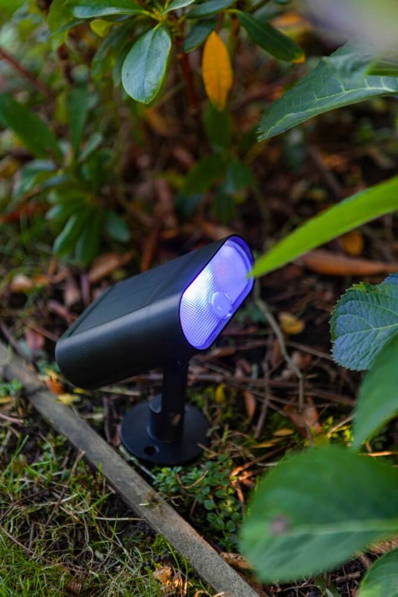 Lutec Connect Ginbo - Smart Solar LED prikspot met PIR bewegingssensor