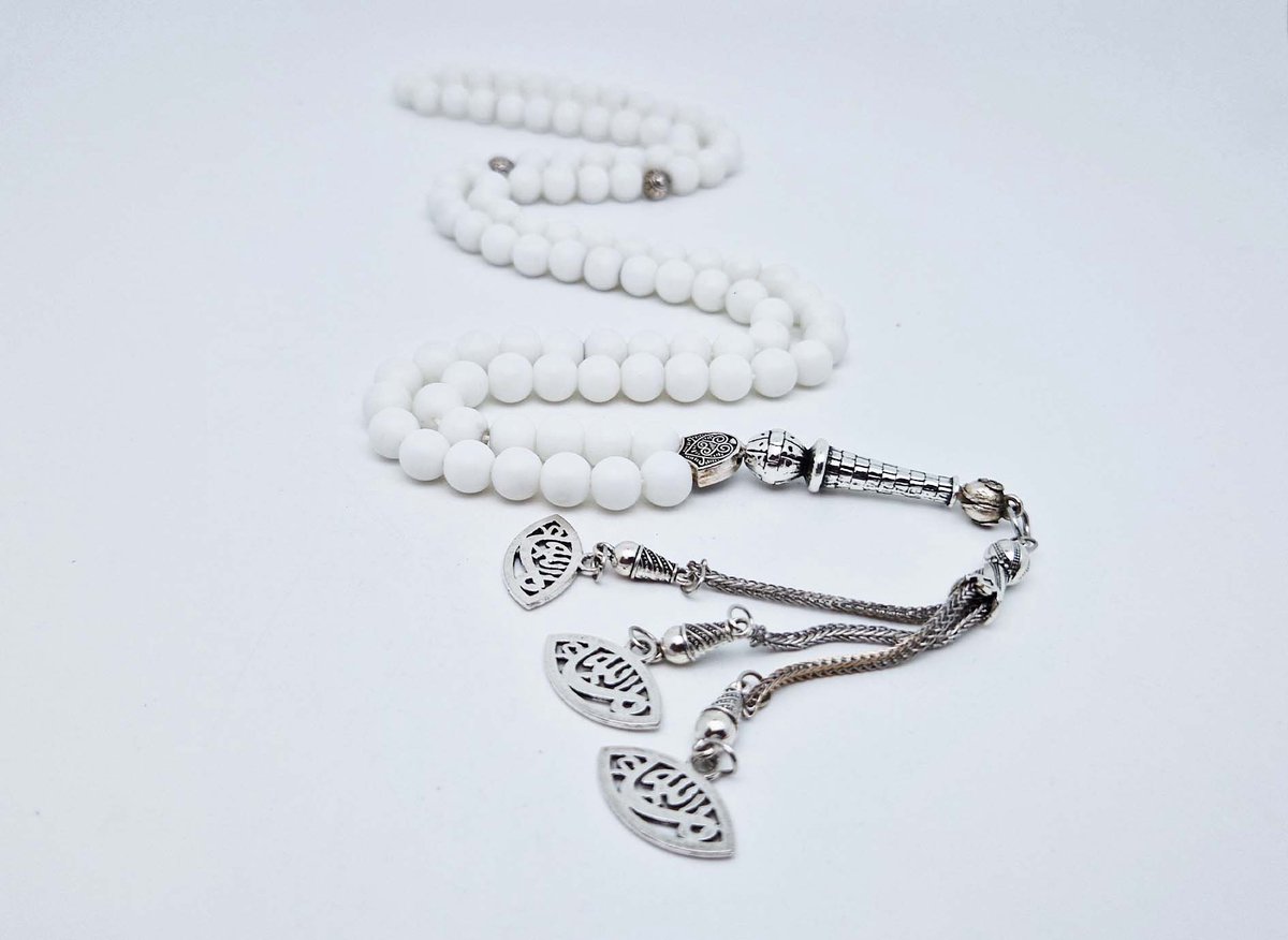 Handgemaakte tesbih "Tasbih" natuursteen "Mat Witte agaat" - Aantal kralen 99 - Diameter kralen 8MM - met metaal tassel "Ogen" - Een mooi cadeau-idee