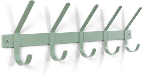 Een pastelgroene kapstok met vijf gebogen haken, aan een witte muur.