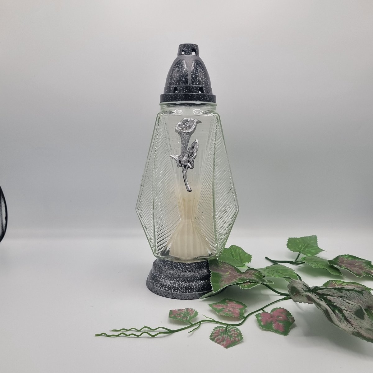 Lubema Herdenkingslicht - R418c - Calla - Zilver - Grafkaars – Graflicht – Graflantaarn – Grafdecoratie - Windlicht