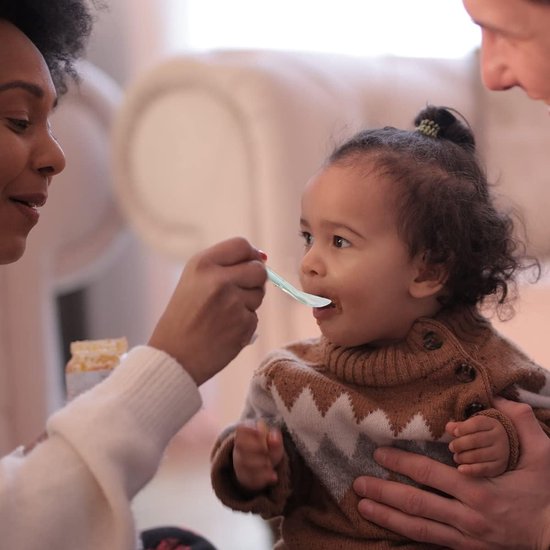 Zachte Tip Baby Lepeltjes - Siliconen Baby Lepels Met Soft Tip - Bestek Lepel - Siliconen - Baby Lepeltjes Bpa Vrij - Babybestek Voor Kinderen En Baby's - Voor Vanaf 1 Maand - Met 4 Opbergvakken - 4 Stuks — afbeelding 3
