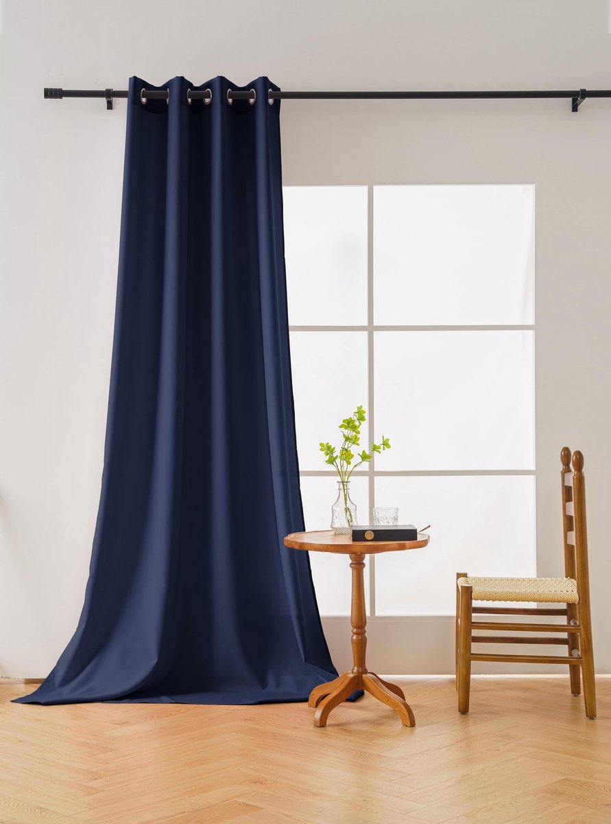 My Ninki ® Donkerblauwe Verduisteringsgordijnen met Ringen voor Woon- en Slaapkamer, 140 x 250 cm, 1 Stuk