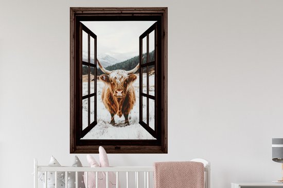 Muurstickers - Sticker Folie - Schotse Hooglander - Landschap - Landelijk - Bergen - Winter - Doorkijk - Donker - 80x120 cm - Plakfolie - Muurstickers Kinderkamer - Zelfklevend Behang - Zelfklevend behangpapier - Stickerfolie
