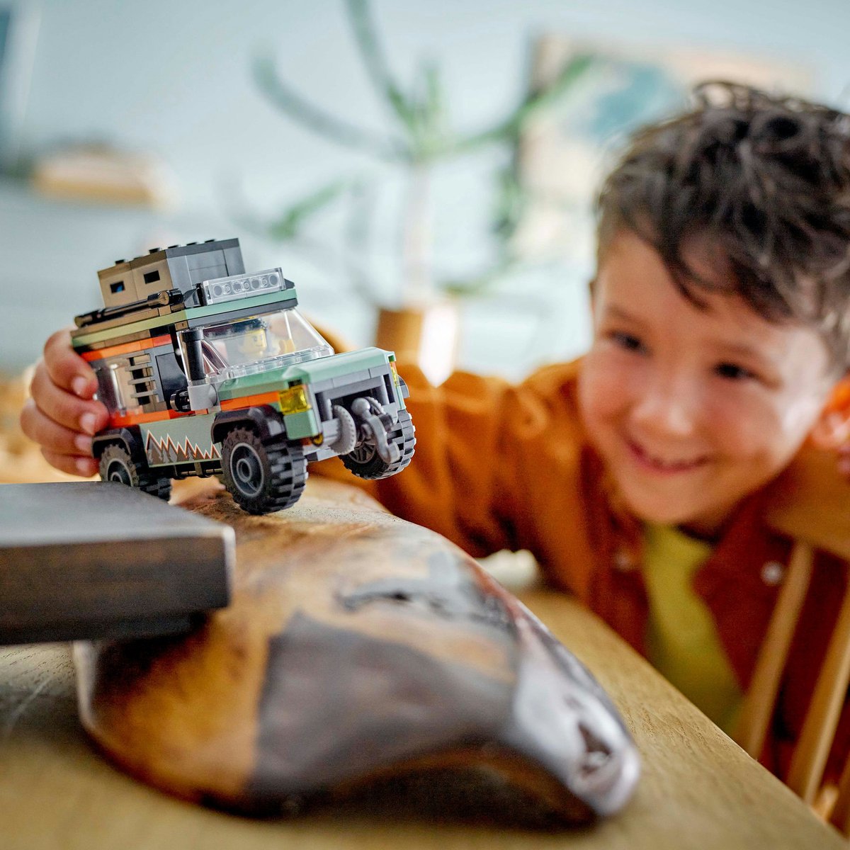 LEGO City 4x4 terreinwagen voor in de bergen - 60447 – foto 7