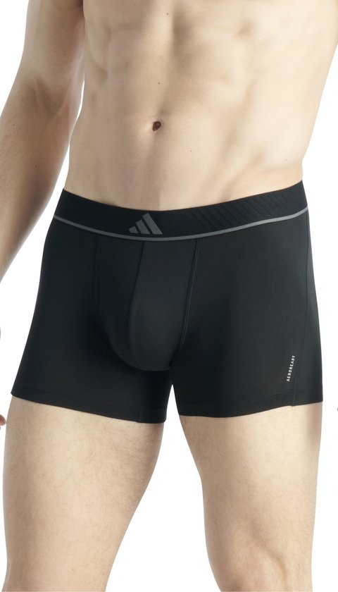 Zwarte Adidas boxershorts met grijze tailleband, logo op de voorkant en 'AEROREADY' op de zijkant.