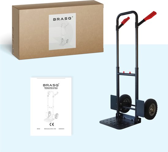 Zwarte steekwagen, verpakking en instructiehandleiding op een witte achtergrond.