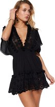 Trendyol Robe plissée à col en V et épaules dénudées pour femmes