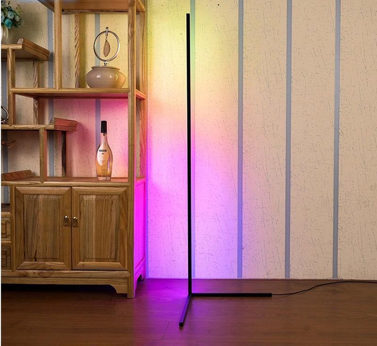 NIKYJM Led-vloerlamp voor woonkamer, 145 cm, RGB, dimbaar, led-hoeklamp met afstandsbediening en app, 16 miljoen kleuren, 300 scènemodi, muziekmodus, doe-het-zelfmodus NIKYJM Led-vloerlamp voor woonkamer, 145 cm, RGB, dimbaar, led-hoeklamp met afstandsbediening en app, 16 miljoen kleuren, 300 scènemodi, muziekmodus, doe-het-zelfmodus