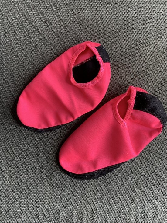 zwembad anti slip waterschoenen roze 32-35 | bol.com