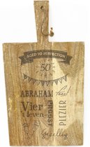 Rechthoekige stoere landelijke snijplank-hapjesplank met tekst gravure: ABRAHAM. Cadeau-50 jaar-abraham. Het formaat is 25x45cm incl. handvat en 25x33cm excl. handvat