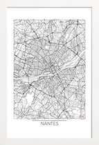 JUNIQE - Poster met houten lijst Nantes - minimalistische stadskaart