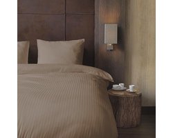 Hotellinnen Taupe Katoen Satijn 200x200/220 + 2 kussenslopen 60x70 cm