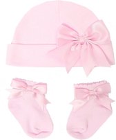 Baby muts met sokjes kleur roze maat 0-3 maanden|Bonnet bébé avec chaussettes couleur rose taille 0-3 mois