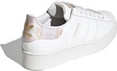 Adidas Superstar Bold W - Maat 38 2/3 - Dames Sneakers - Wit